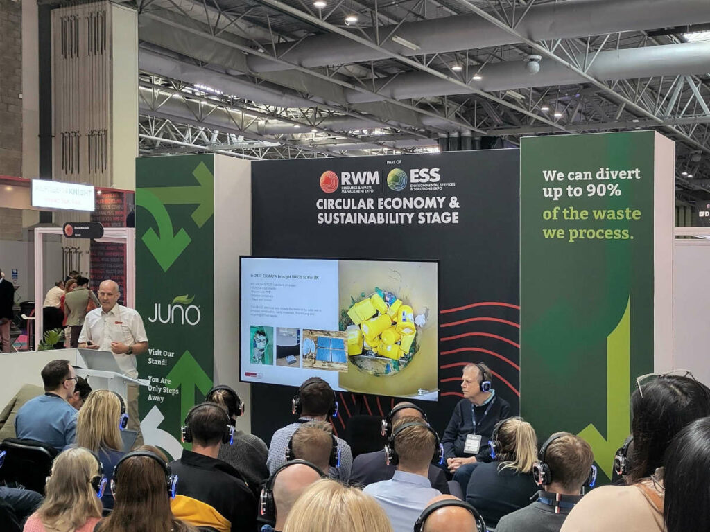 En este resumen del año 2024 no puede faltar nuestra visita a la Resource & Waste Management Expo de Birmingham en septiembre